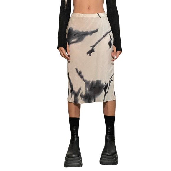 Elegant Black and Cream Midi Skirt - Picture 1 of 7